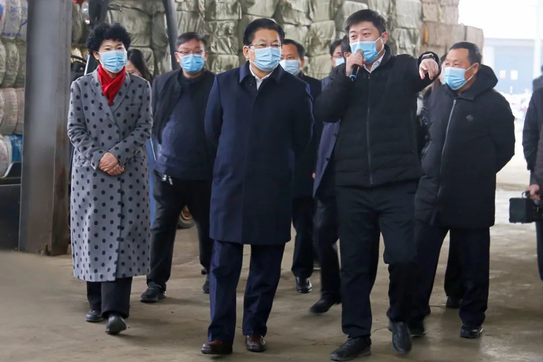 【集團動態(tài)】提質增效強龍頭、助力發(fā)展高質量-市委書記朱是西到南陽仙草健康集團調(diào)研